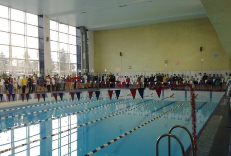 Басейн луцьк Спеціалізована дитячо-юнацька спортивна школа олімпійського резерву плавання ДЮСШ