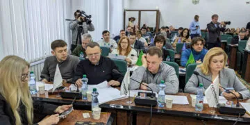 Сесія Луцької міської ради, депутати, 22.12.2025