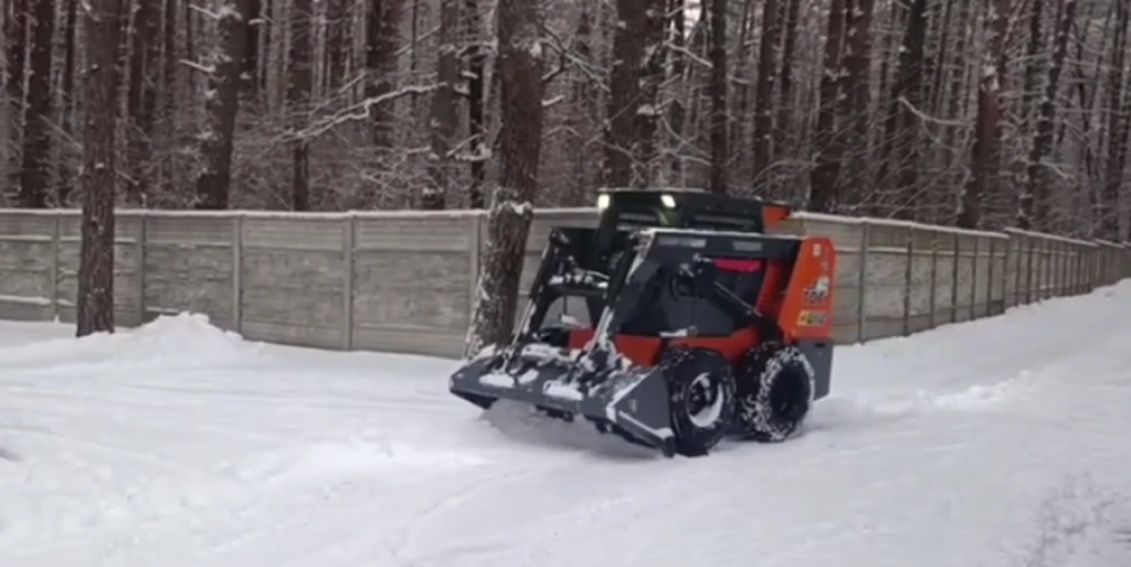 Санаторій "Пролісок" купує навантажувач у кредит