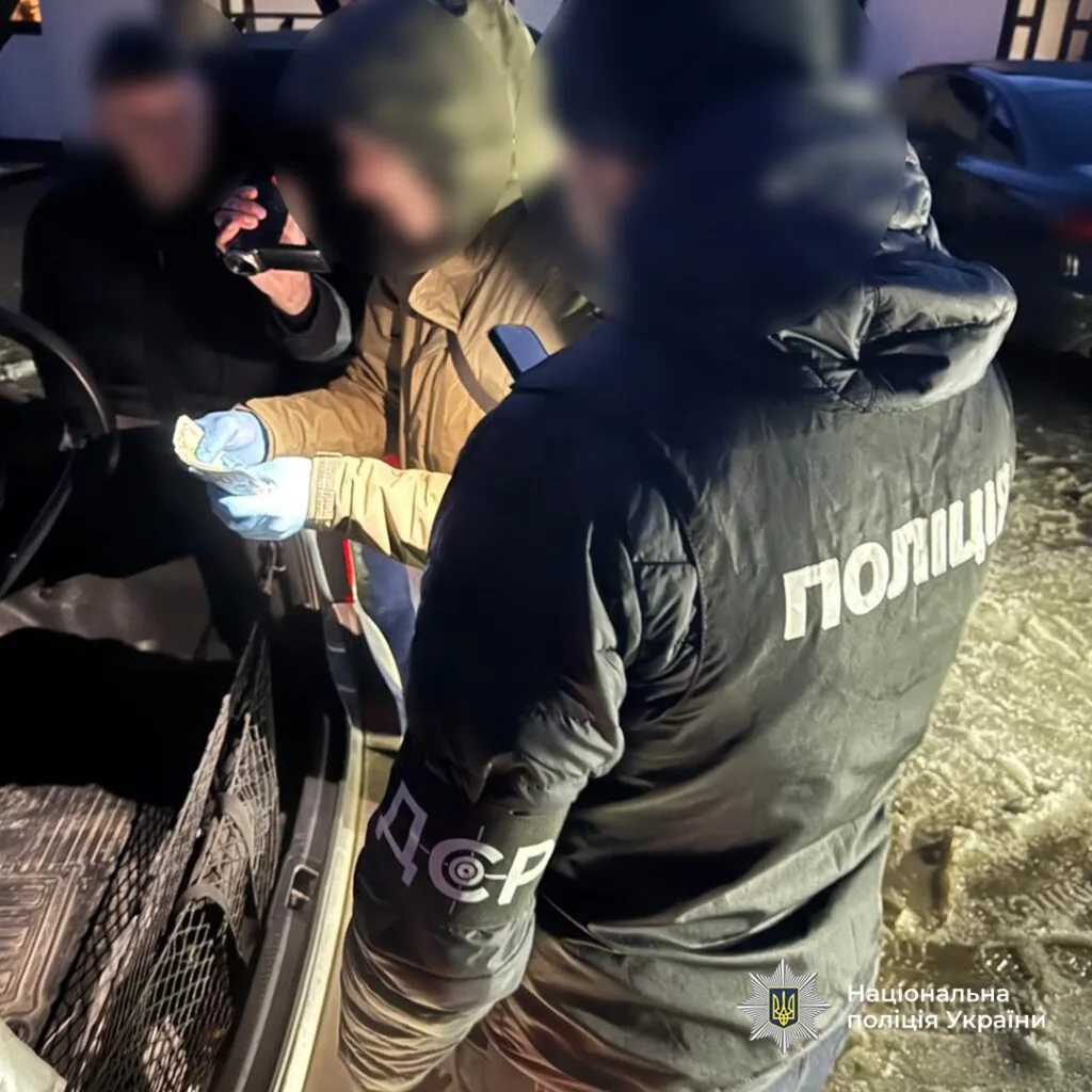 4 000 доларів за вирішення мобілізаційних питань: на Волині поліція затримала групу військовослужбовців районного ТЦК та СП