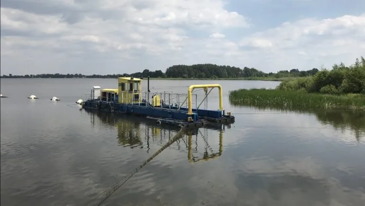 Видобуток сапропелю на озері Синове