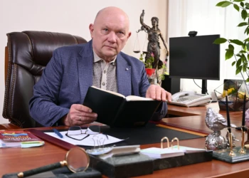 Головою Господарського суду обраний Микола Шум.