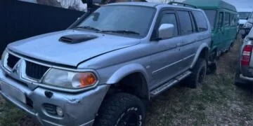 БЕБ на Волині викрило схему незаконного ввезення автомобілів. Йдеться про БФ Відродження-М