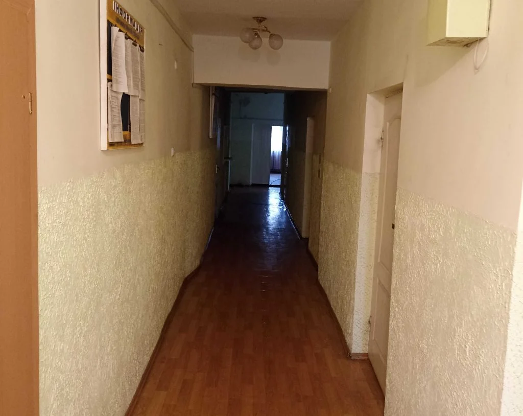 Будівлі Укрпошти, аукціон, Зв'язківців 2, Луцьк