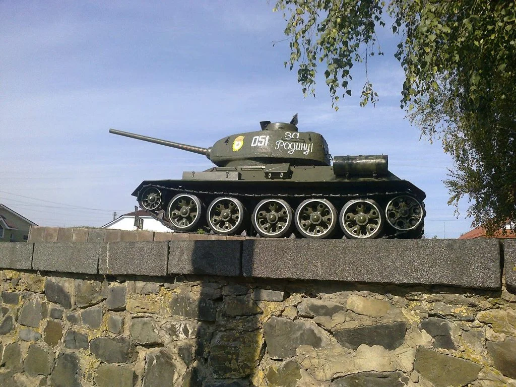Пам'ятник на честь радянських танкістів у Володимирі. Джерело: Вікіпедія.