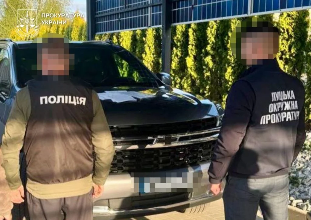 30 тисяч доларів за документи для видобутку надр: у Луцьку викрито посадовця міськради Віталія Стрільчука