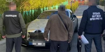 30 тисяч доларів за документи для видобутку надр: у Луцьку викрито посадовця міськради Віталія Стрільчука