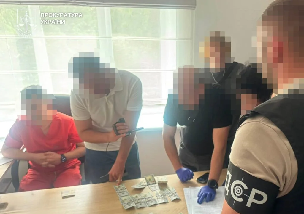 Посадовця лікарні на Волині підозрюють у корупції щодо встановлення інвалідності. Є інформація, що то Сергій Саламатін та ще один лікар
