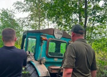 На території одного з лісогосподарських підприємств Волинської області виявлено незаконну порубку близько 450 дерев. Збитки становлять понад 5 млн гривень.