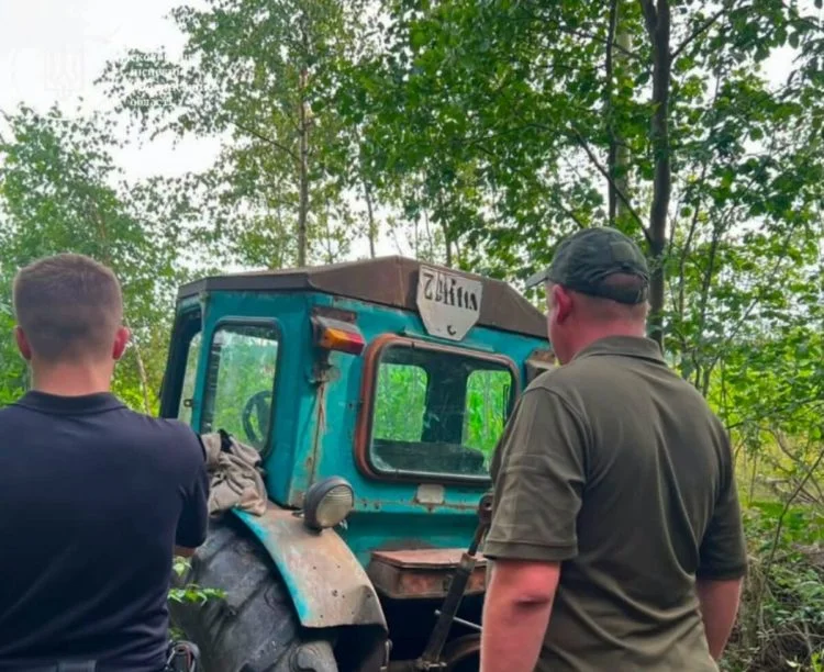 На території одного з лісогосподарських підприємств Волинської області виявлено незаконну порубку близько 450 дерев. Збитки становлять понад 5 млн гривень.