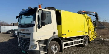 вживаний сміттєвоз від фірми ексдепутата Луцькради ТОВ «Крос Тех для ковельських комунальників