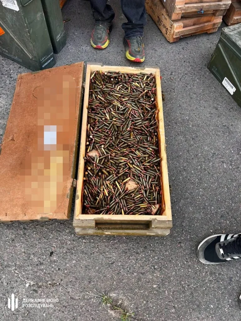 На Волині ДБР викрило нацгвардійця, який продавав боєприпаси цивільним: вилучено понад 52 тисячі набоїв