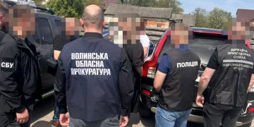 До 8 000 доларів США за фіктивну інвалідність для ухилянтів: трьом волинянам повідомлено про підозру у вчиненні злочинів у складі організованої групи