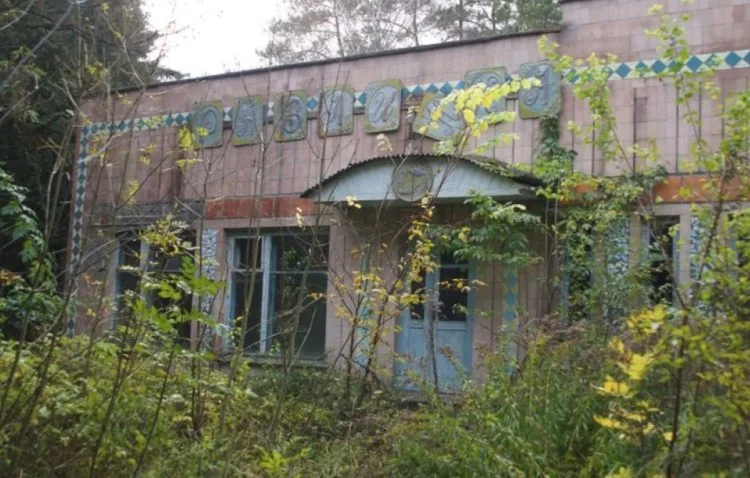 Колишній санаторій в Ківерцівському районі «Журавка».