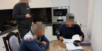 12 посадовцям Поліського офісу оголосили підозри