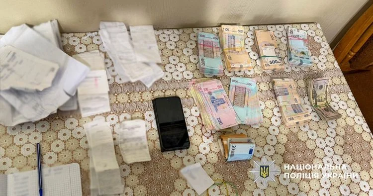 Незаконна порубка дерев на понад 15 млн гривень: на Волині Нацполіція викрила «чорних» лісорубів, серед яких посадовці лісового господарства
